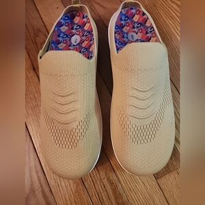 Revitalign Stella Yellow Orthotic Mules